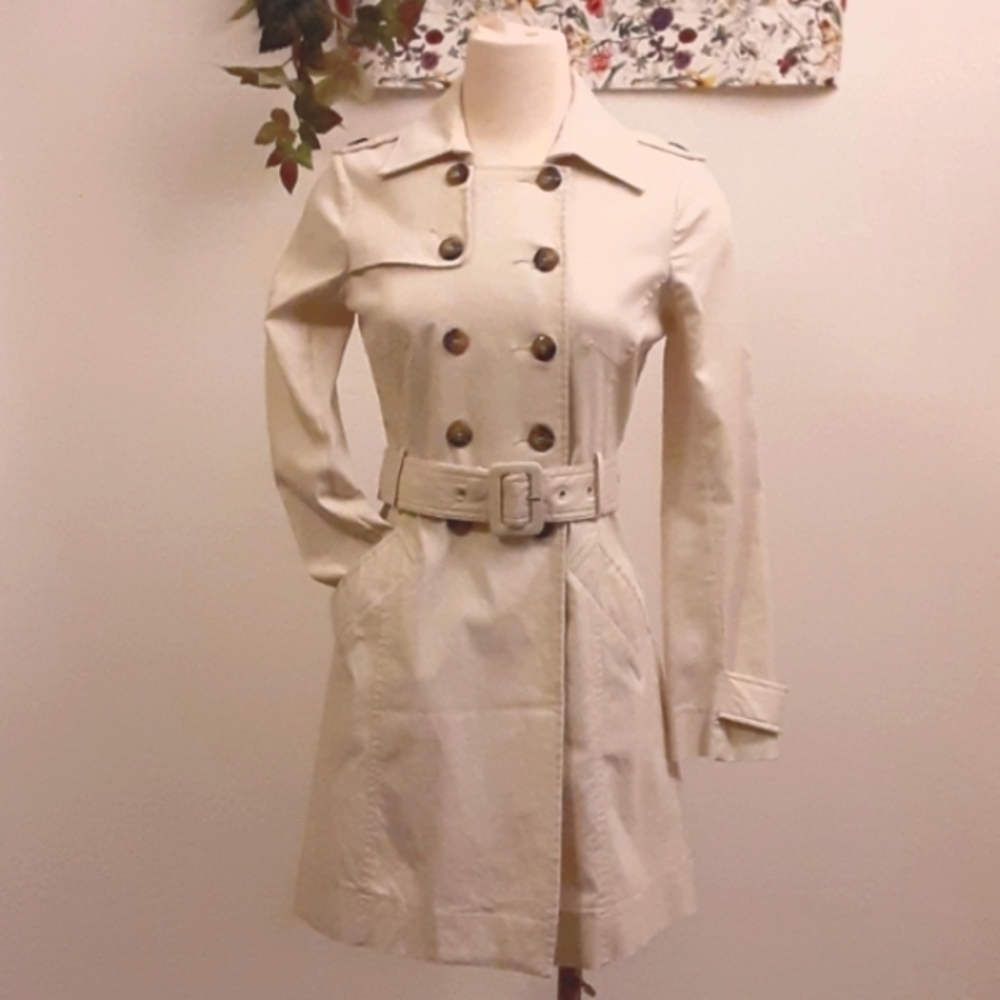 Rampage Trench raincoat double Breasted yoked belted cream 1 owner EUC Sz 10